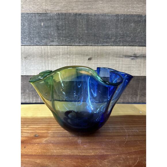 Glass Blown Bowl Adam Jablonski Style Ruffled Glass Art / Multicolored - Picture 2 of 8